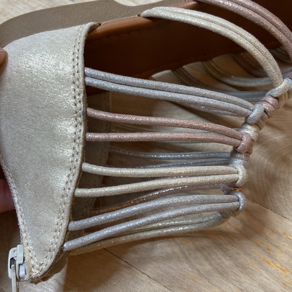 🌺 JUSTICE Metallic Rope Gladiator Sandals - Picture 7 of 10